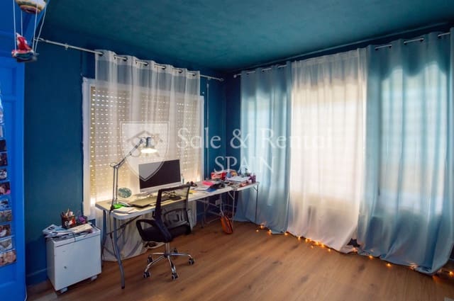 4 soverom Leilighet til salgs i Cassà de la Selva - € 189 000 (Ref: 9777607)