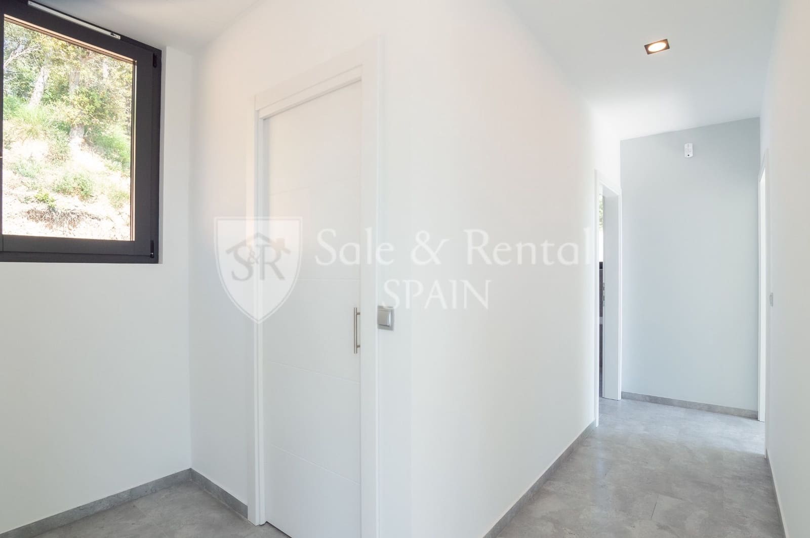 3 soveværelse Villa til salg i Lloret de Mar med garage - € 777.000 (Ref: 9798589)