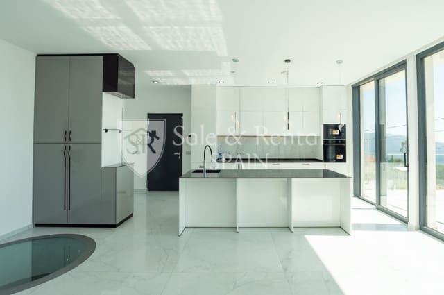 3 soveværelse Villa til salg i Serra Brava, Lloret de Mar med garage - € 777.000 (Ref: 9798589)