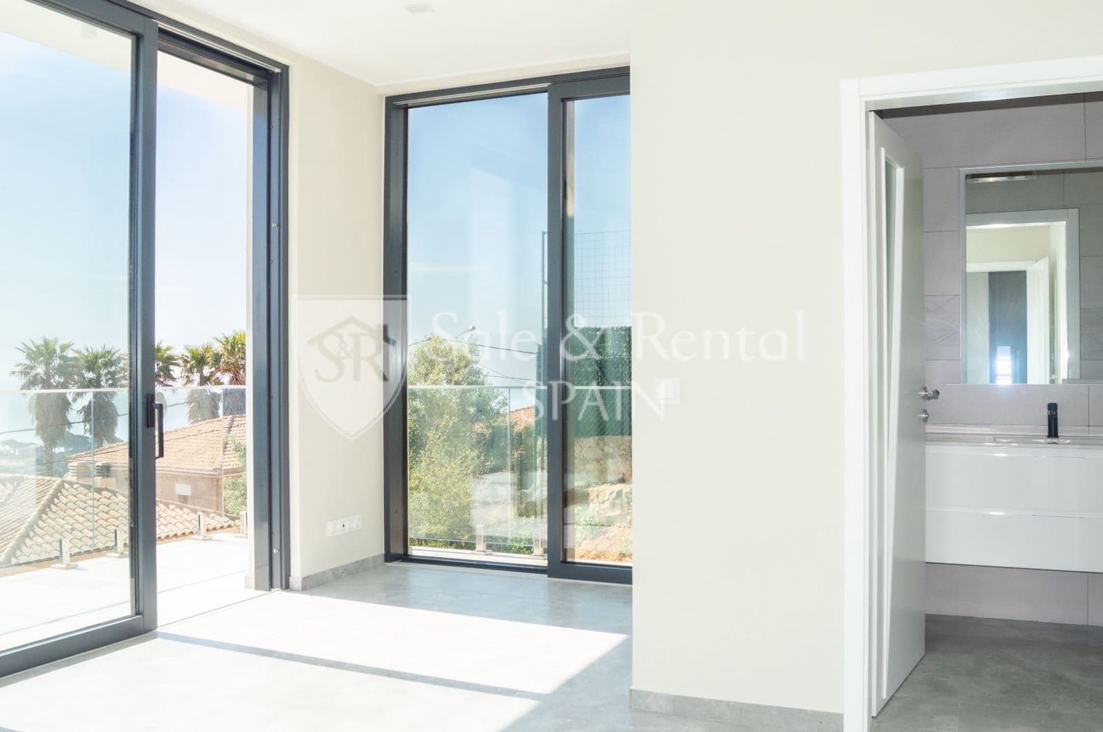 3 soveværelse Villa til salg i Lloret de Mar med garage - € 777.000 (Ref: 9798589)