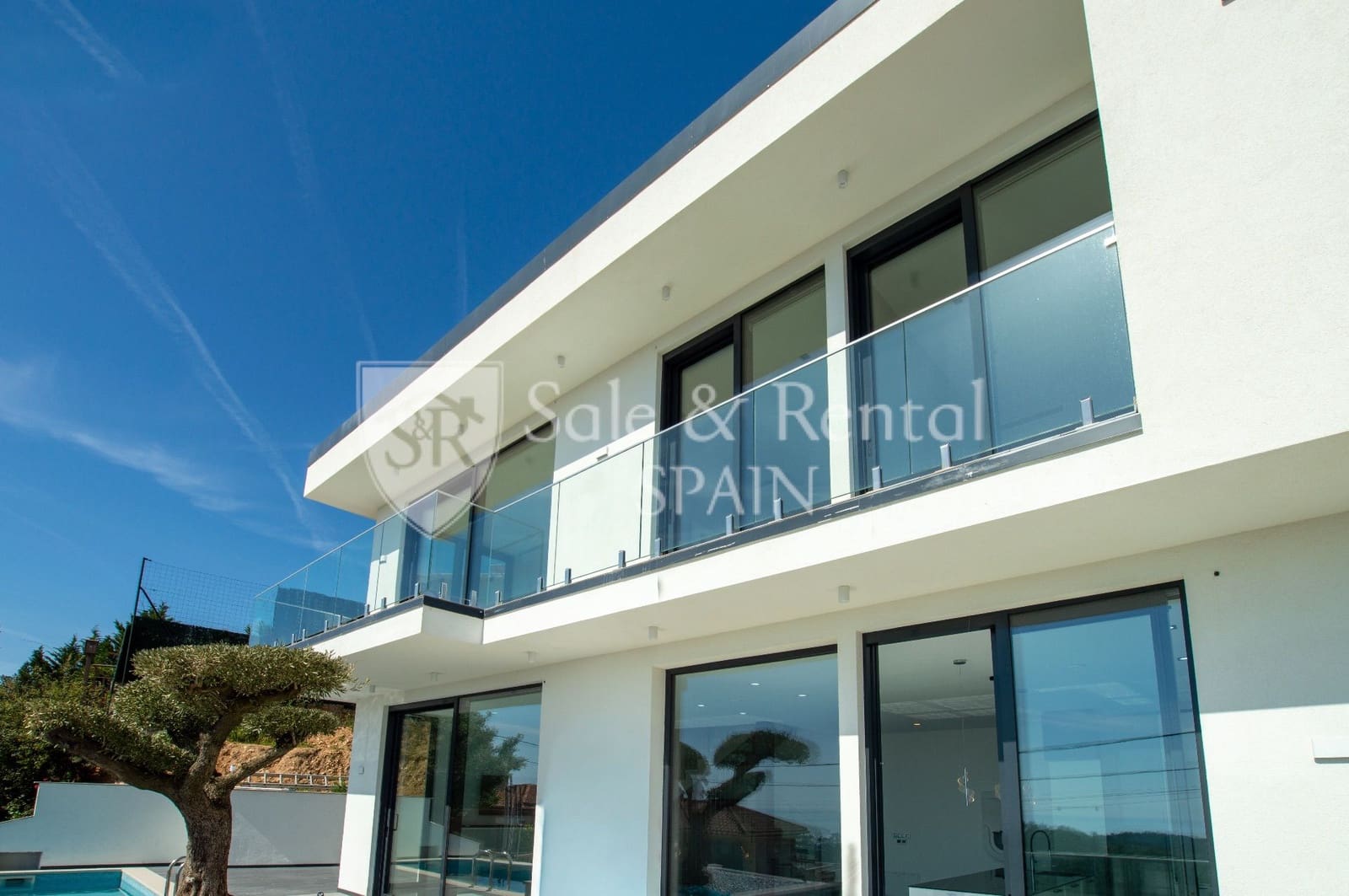 3 soveværelse Villa til salg i Lloret de Mar med garage - € 777.000 (Ref: 9798589)