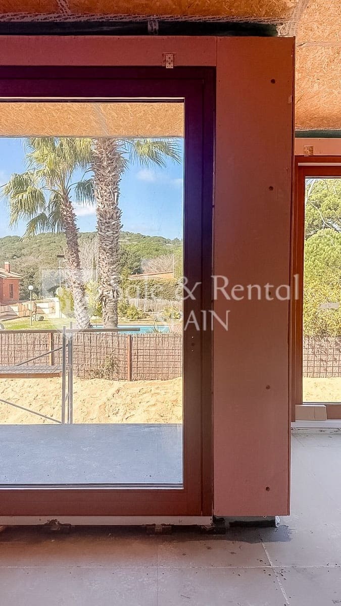 3 quarto Moradia para venda em Lloret de Mar com piscina garagem - 840 000 € (Ref: 9803879)