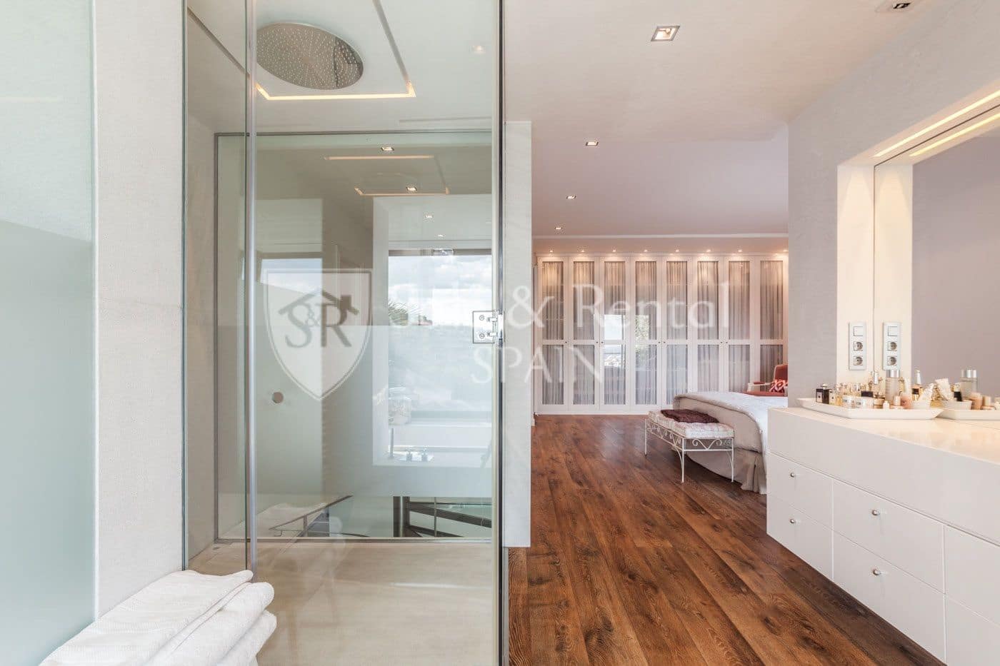 3 bedroom Villa for sale in Sitges with pool garage - € 1,950,000 (Ref: 9805964)