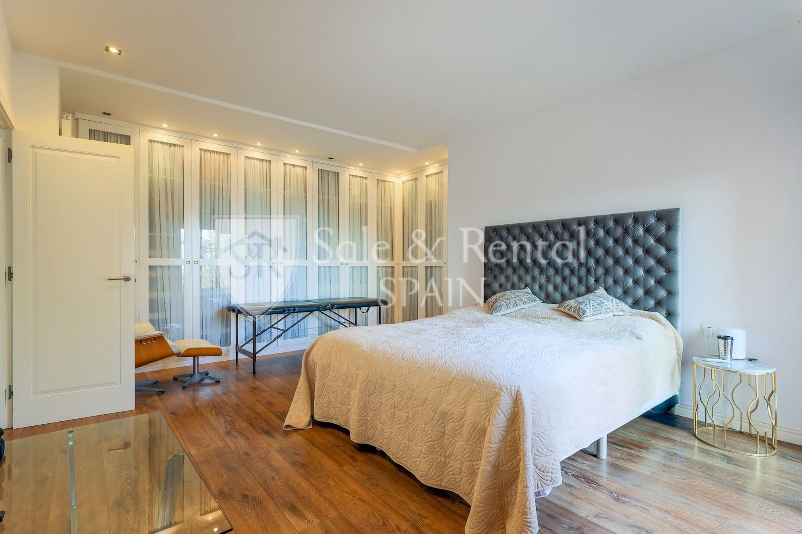 3 bedroom Villa for sale in Sitges with pool garage - € 2,300,000 (Ref: 9805964)