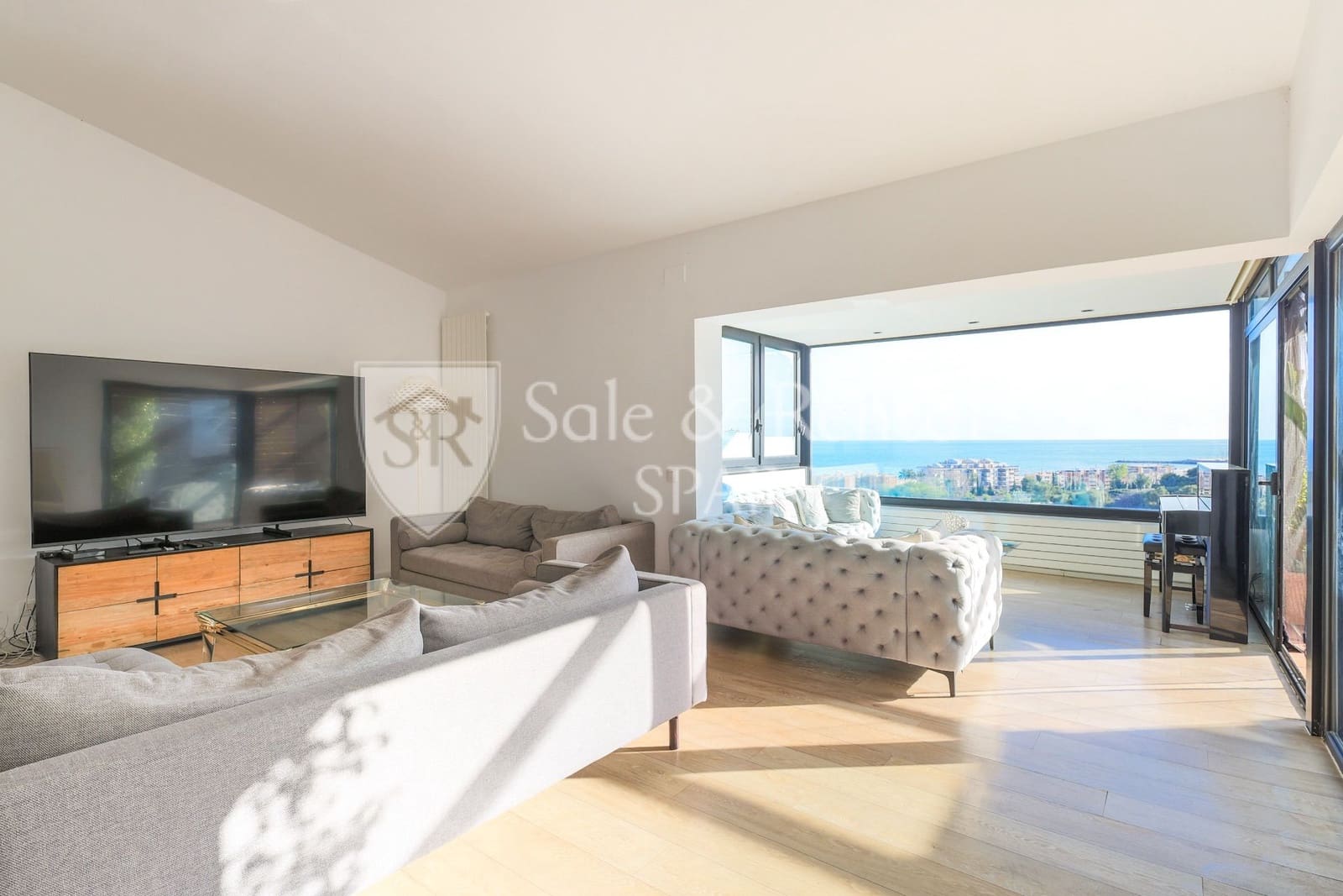 3 bedroom Villa for sale in Sitges with pool garage - € 2,300,000 (Ref: 9805964)
