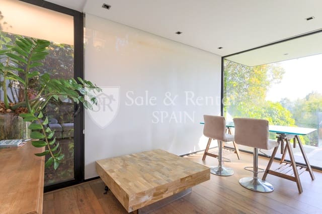 Chalet de 3 habitaciones en Sitges en venta con piscina garaje - 2.300.000 € (Ref: 9805964)