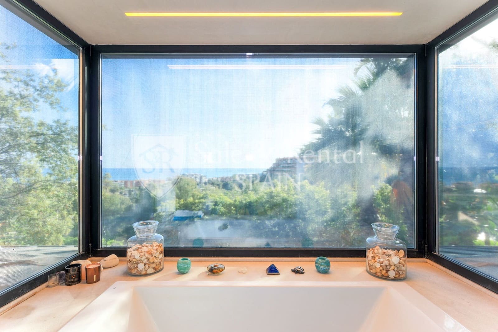 3 bedroom Villa for sale in Sitges with pool garage - € 2,300,000 (Ref: 9805964)