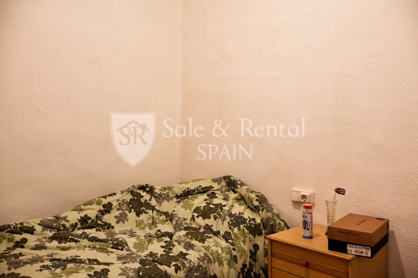 3 bedroom Villa for sale in Barcelona city - € 259,000 (Ref: 9807565)