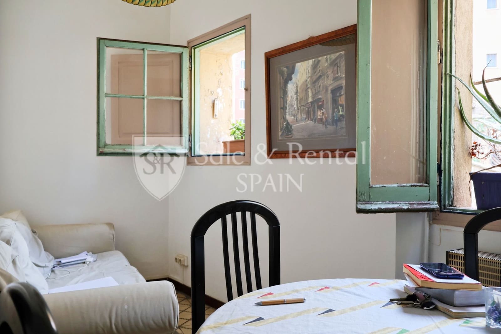 3 bedroom Villa for sale in Barcelona city - € 259,000 (Ref: 9807565)