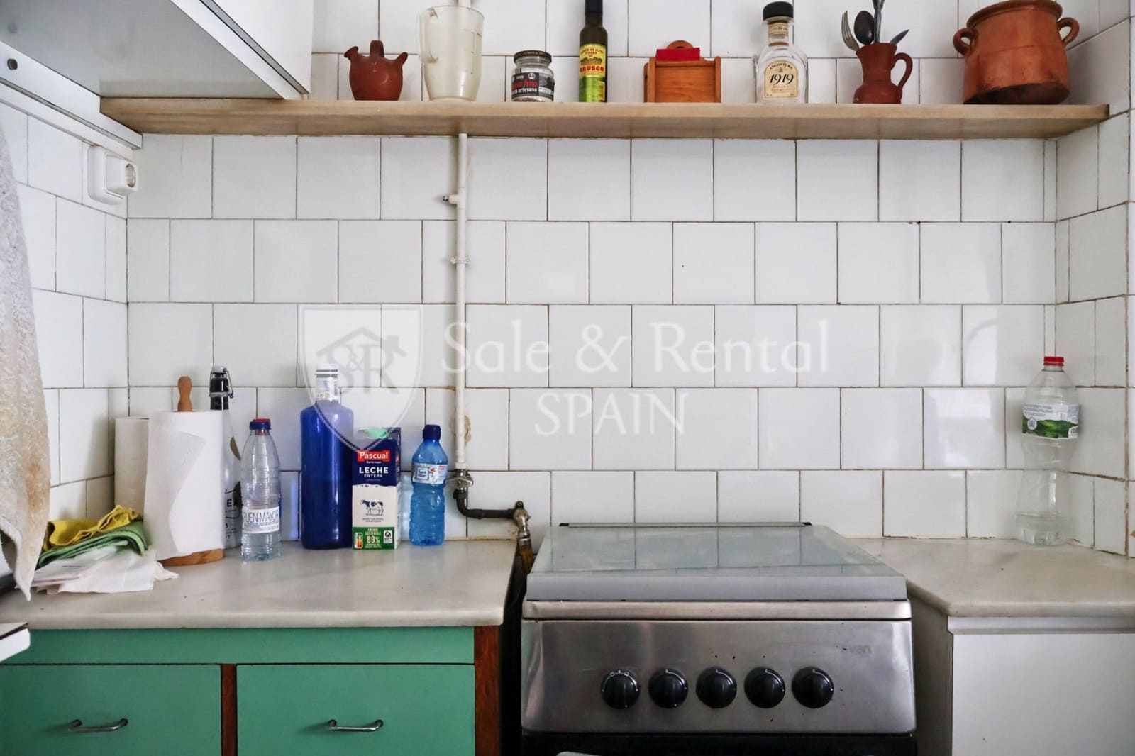 3 bedroom Villa for sale in Barcelona city - € 259,000 (Ref: 9807565)