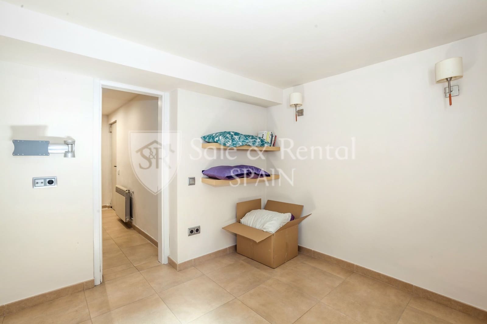 6 sovrum Villa till salu i Gava med pool garage - 2 650 000 € (Ref: 9807566)