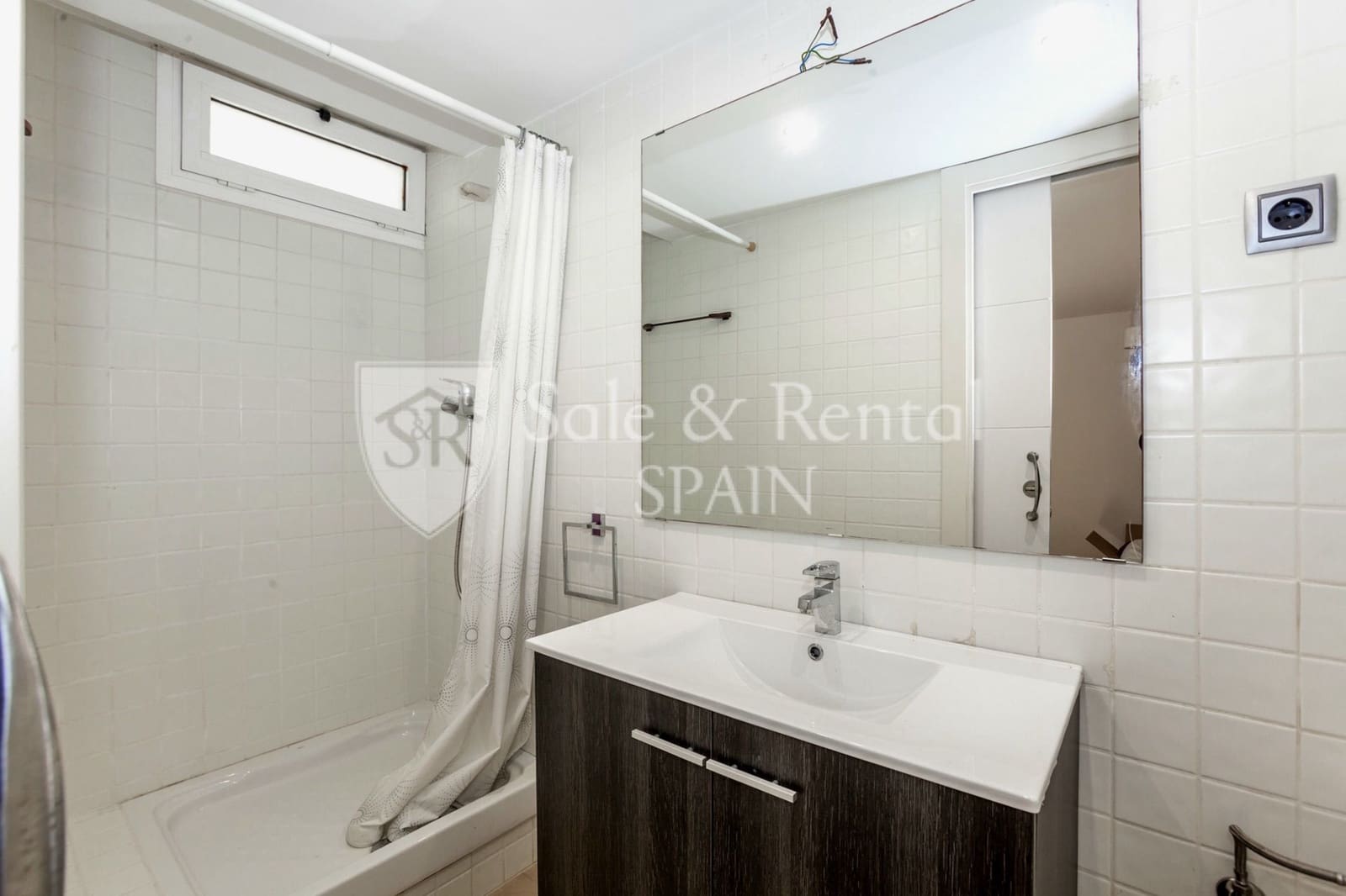 6 sovrum Villa till salu i Gava med pool garage - 2 650 000 € (Ref: 9807566)