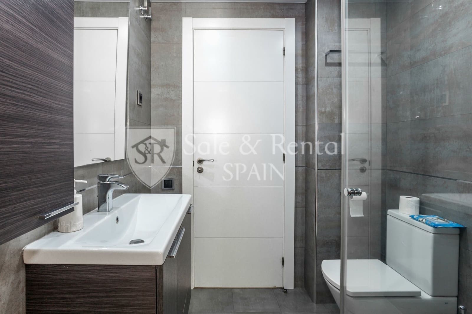 6 sovrum Villa till salu i Gava med pool garage - 2 650 000 € (Ref: 9807566)