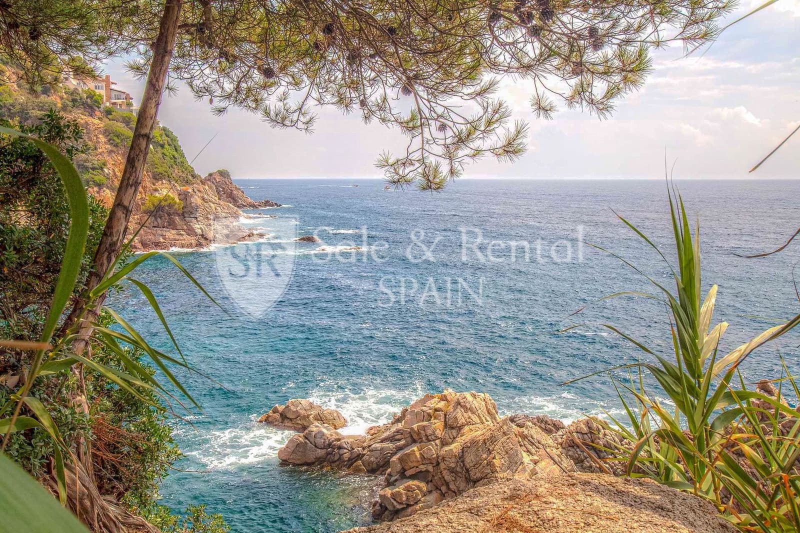 Chalet de 1 habitación en Lloret de Mar en venta con piscina - 6.500.000 € (Ref: 9807567)
