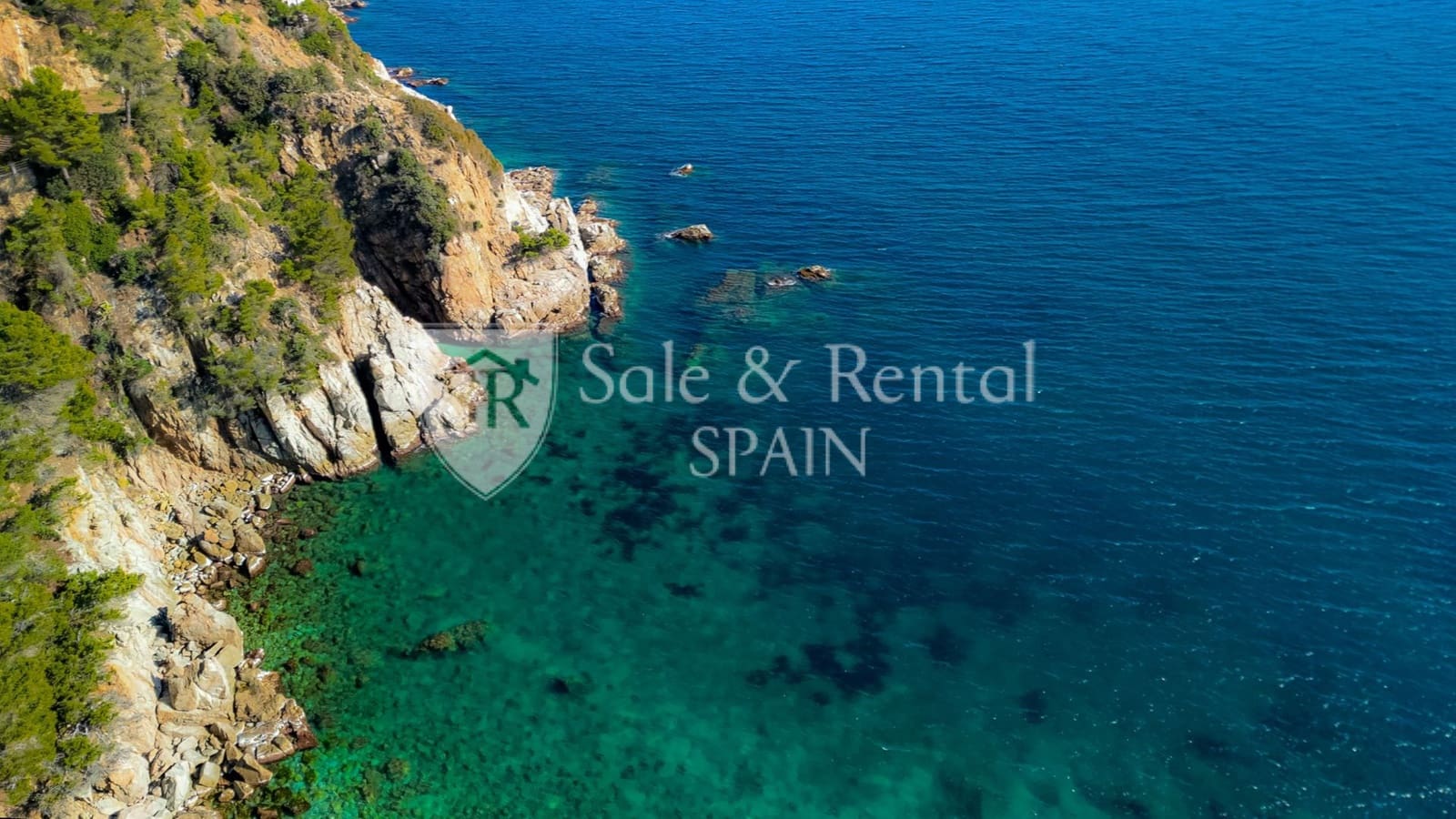 Chalet de 1 habitación en Lloret de Mar en venta con piscina - 6.500.000 € (Ref: 9807567)