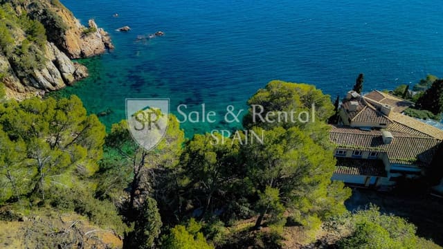 Chalet de 1 habitación en Canyelles, Lloret de Mar en venta con piscina - 6.500.000 € (Ref: 9807567)