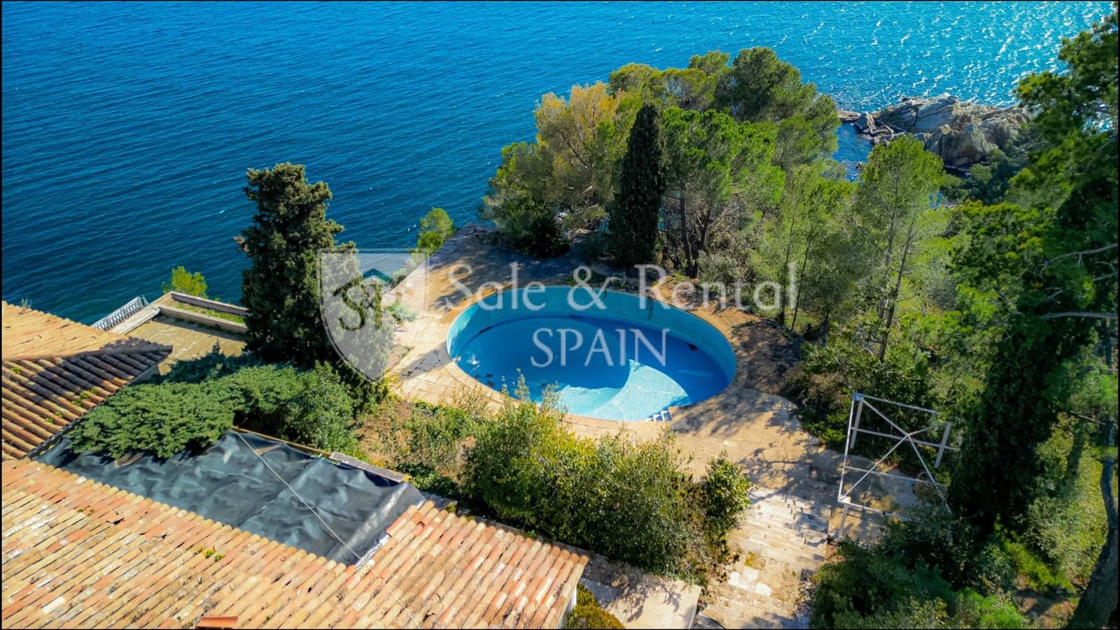 Chalet de 1 habitación en Lloret de Mar en venta con piscina - 6.500.000 € (Ref: 9807567)