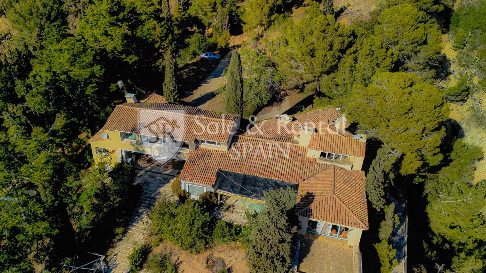 Chalet de 1 habitación en Lloret de Mar en venta con piscina - 6.500.000 € (Ref: 9807567)