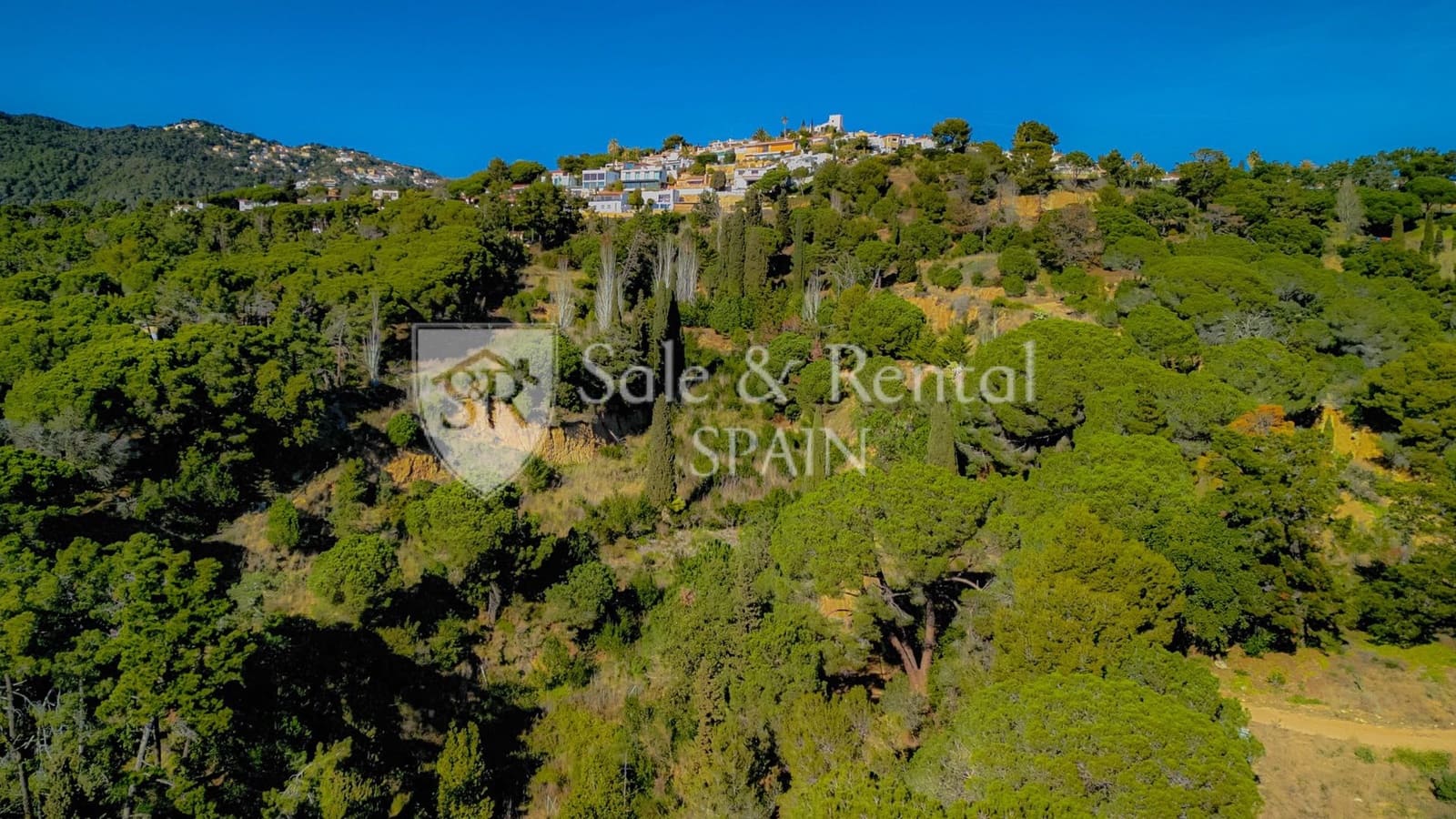 Chalet de 1 habitación en Lloret de Mar en venta con piscina - 6.500.000 € (Ref: 9807567)