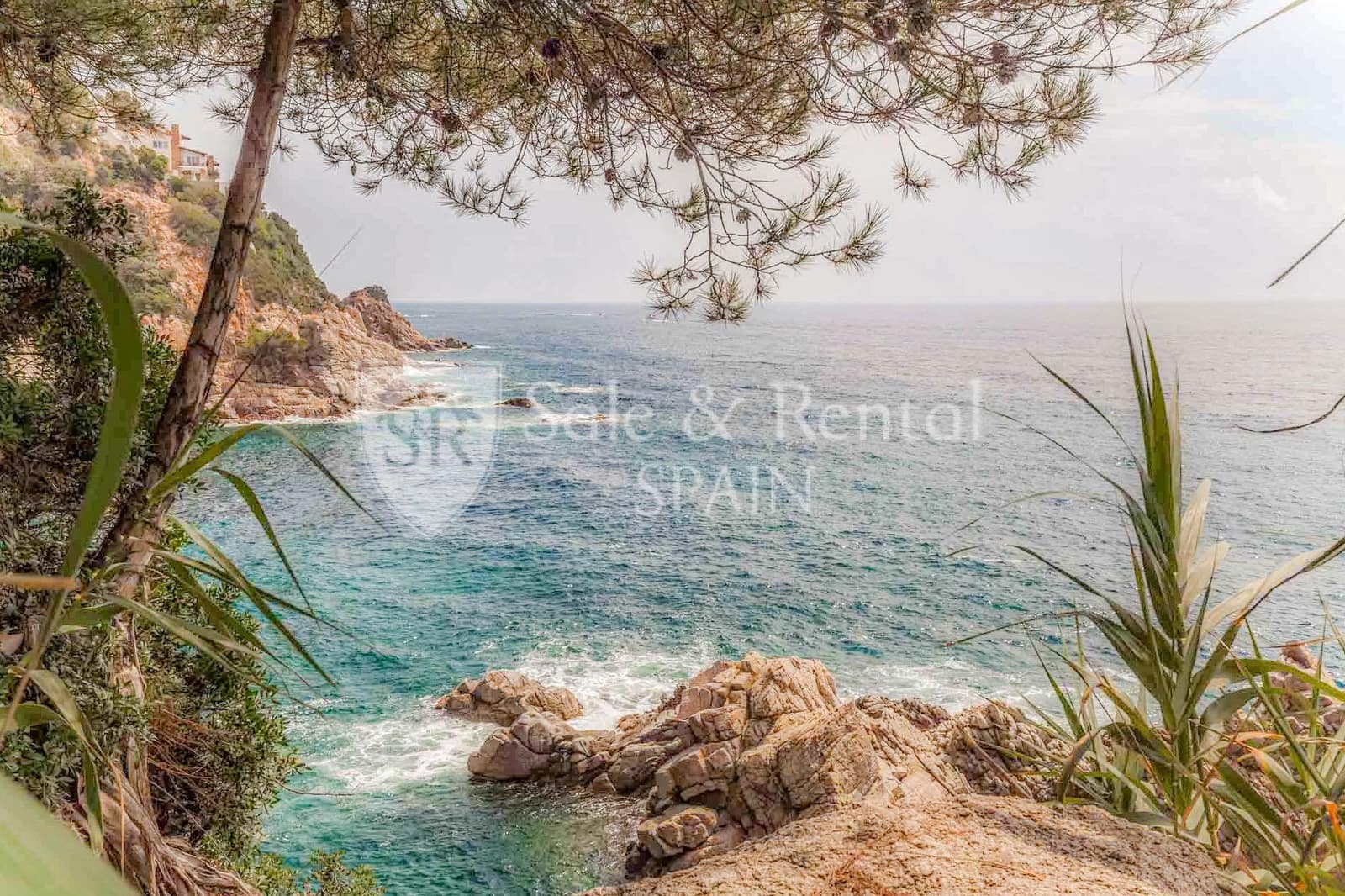 Chalet de 1 habitación en Lloret de Mar en venta con piscina - 6.500.000 € (Ref: 9807567)
