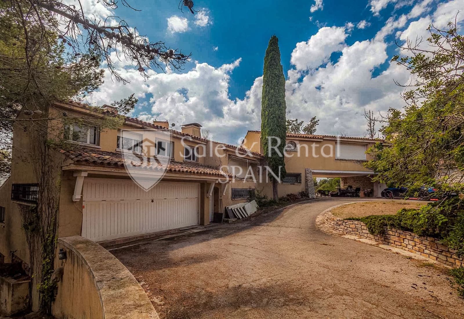 Chalet de 1 habitación en Lloret de Mar en venta con piscina - 6.500.000 € (Ref: 9807567)