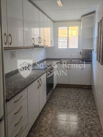 4 sypialnia Mieszkanie na sprzedaż w Blanes - 198 000 € (Ref: 9821934)