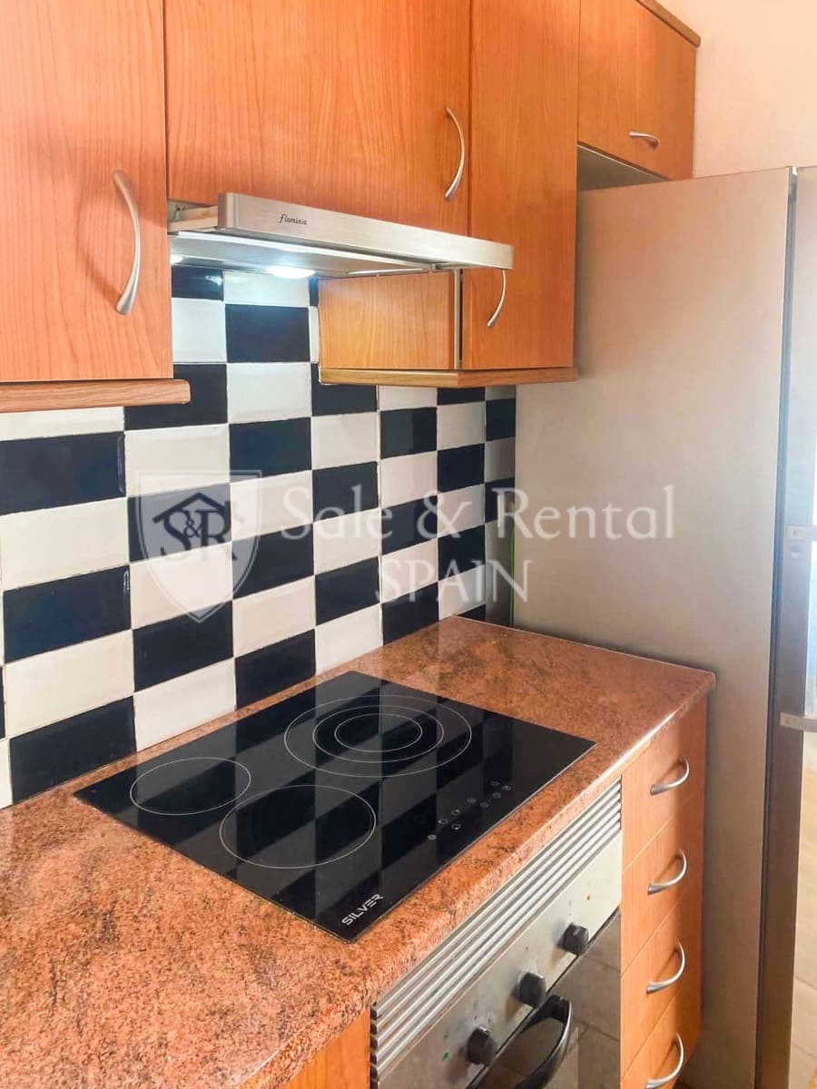 7 bedroom Villa for sale in Montserrat with pool garage - € 595,000 (Ref: 9840036)