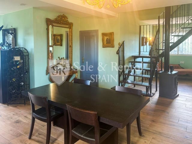 7 soveværelse Villa til salg i Montserrat med swimmingpool garage - € 595.000 (Ref: 9840036)