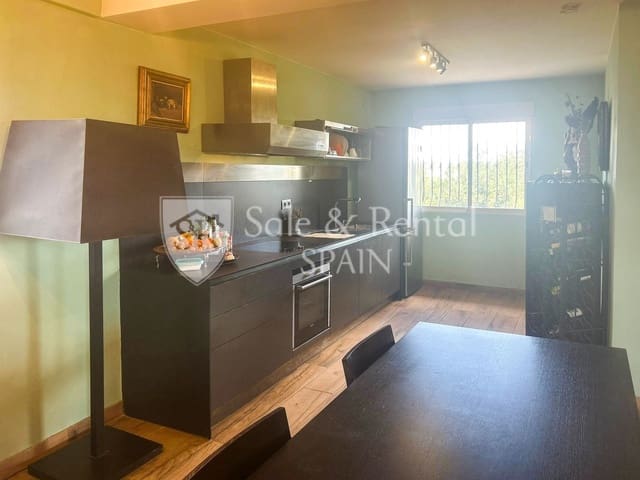 7 soveværelse Villa til salg i Montserrat med swimmingpool garage - € 595.000 (Ref: 9840036)