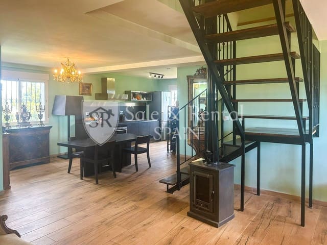 7 soveværelse Villa til salg i Montserrat med swimmingpool garage - € 595.000 (Ref: 9840036)