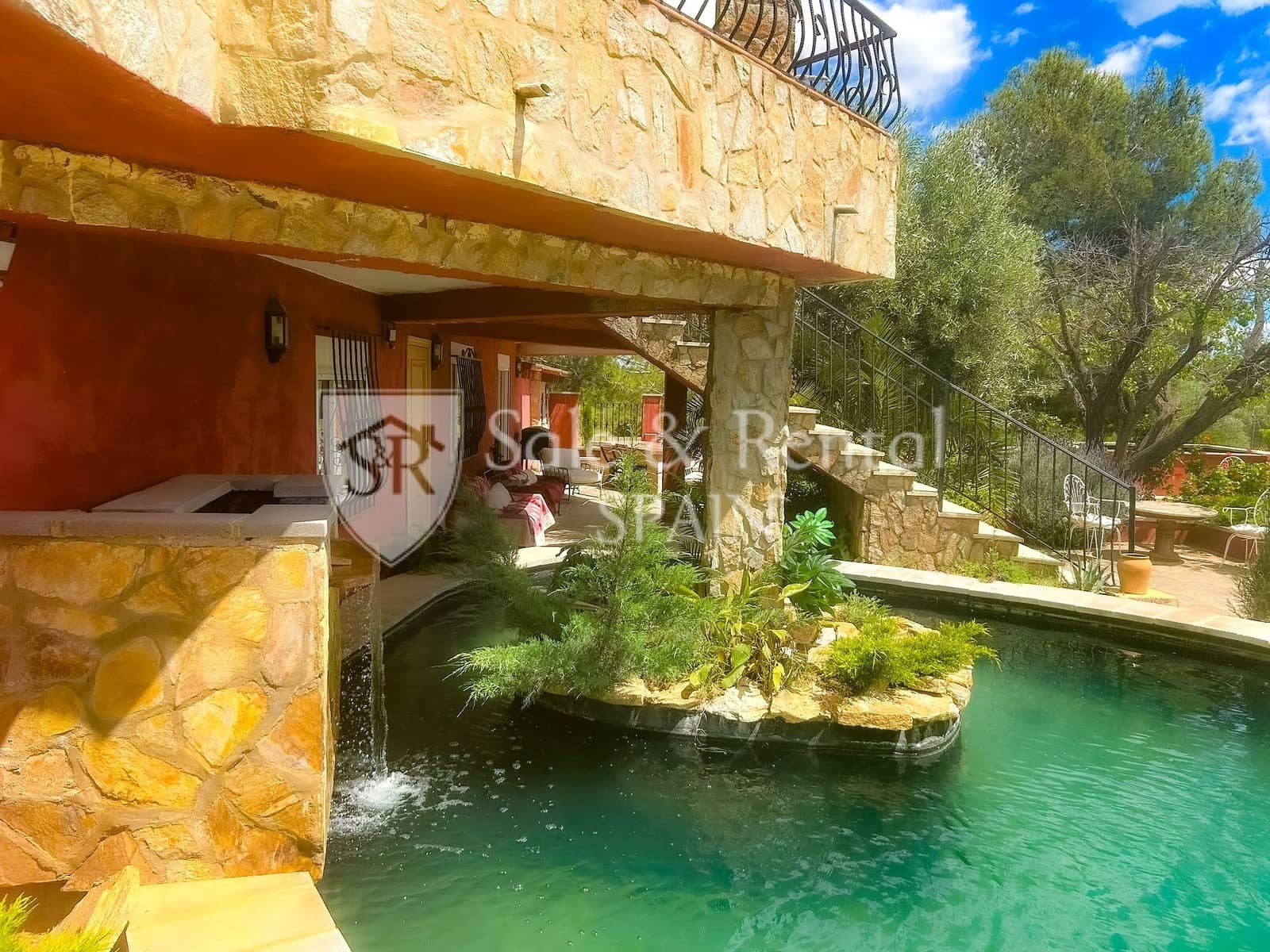 6 quarto Moradia para venda em Montserrat com piscina garagem - 595 000 € (Ref: 9840036)