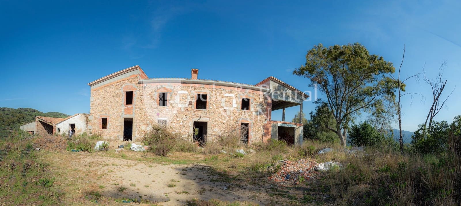 3 bedroom Finca/Country House for sale in Tossa de Mar - € 1,790,000 (Ref: 9840037)