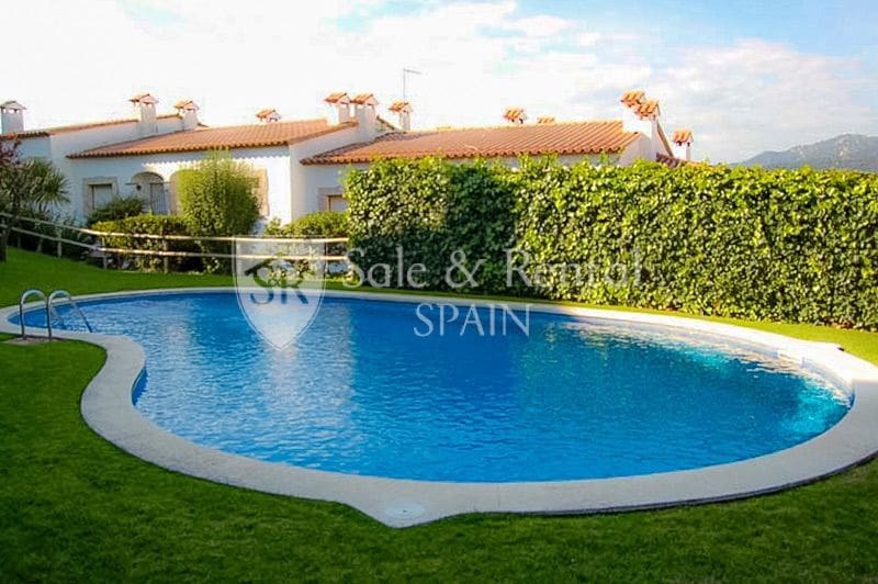 4 bedroom Villa for sale in Sant Feliu de Guixols with pool garage - € 740,000 (Ref: 9850868)