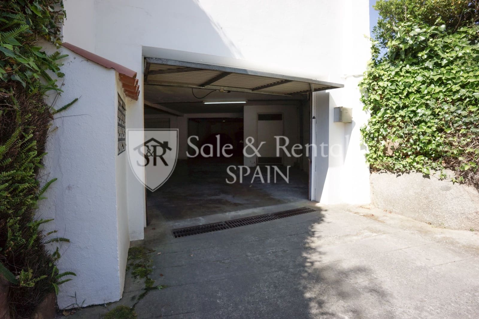 4 bedroom Villa for sale in Sant Feliu de Guixols with pool garage - € 740,000 (Ref: 9850868)