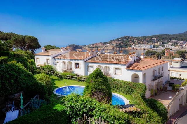 4 soverom Kjedet enebolig til salgs i Sant Feliu de Guíxols med svømmebasseng garasje - € 740 000 (Ref: 9850868)