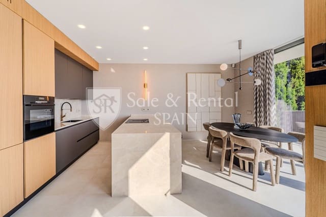 3 soveværelse Villa til salg i Roca Grossa, Lloret de Mar med swimmingpool garage - € 1.350.000 (Ref: 9850870)