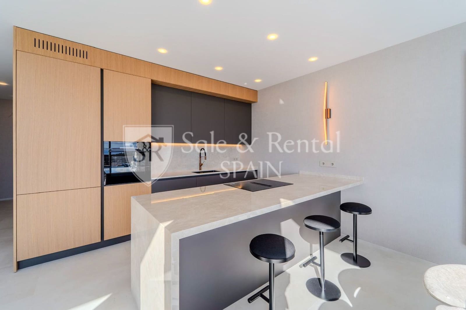Chalet de 3 habitaciones en Lloret de Mar en venta con piscina garaje - 1.350.000 € (Ref: 9850870)