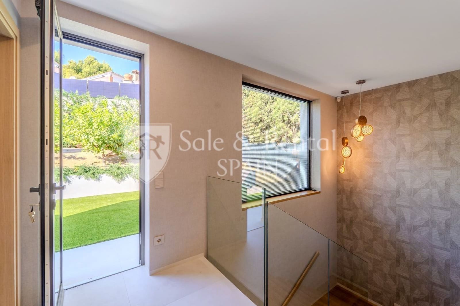 Chalet de 3 habitaciones en Lloret de Mar en venta con piscina garaje - 1.350.000 € (Ref: 9850870)