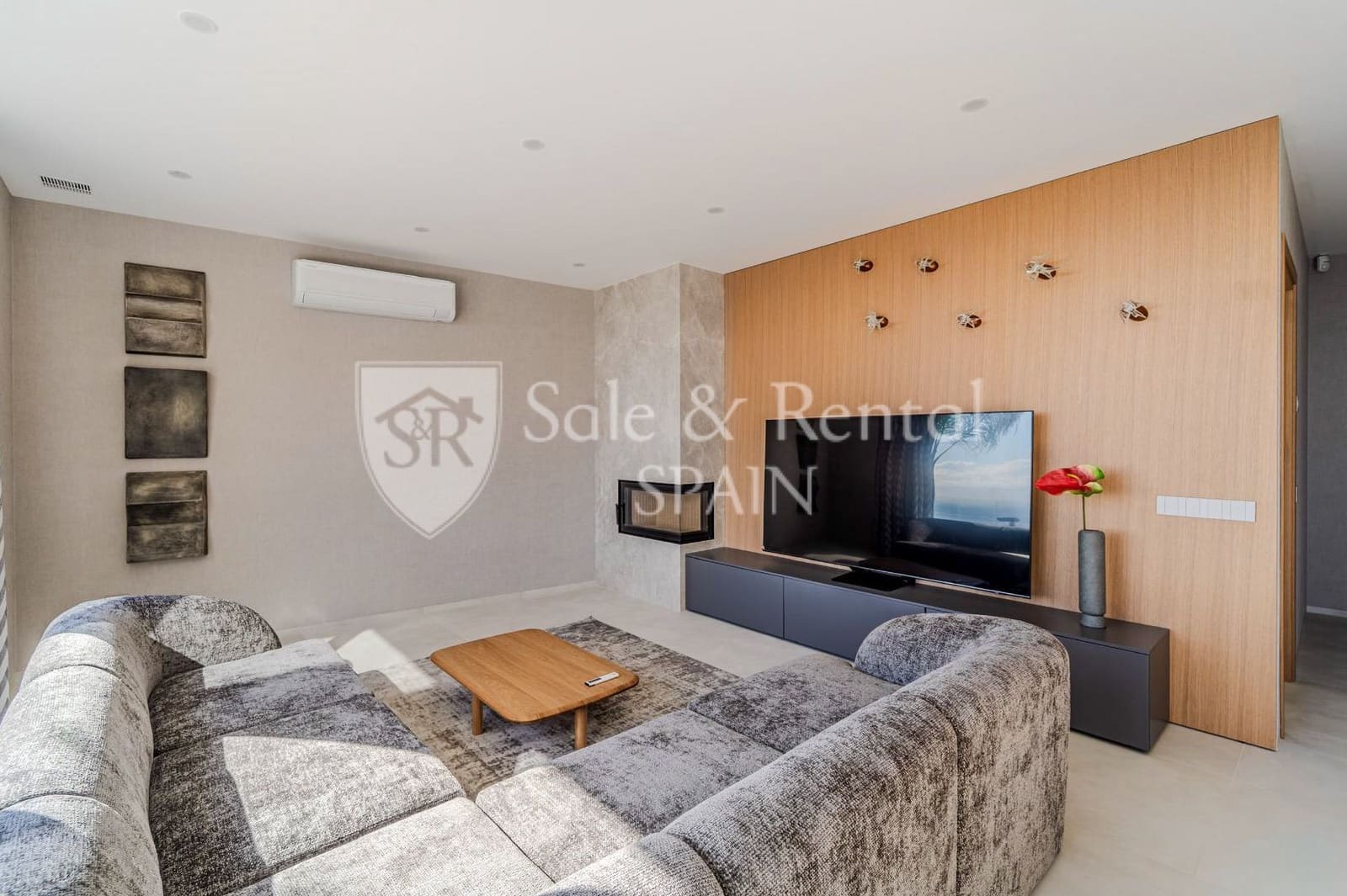 Chalet de 3 habitaciones en Lloret de Mar en venta con piscina garaje - 1.350.000 € (Ref: 9850870)
