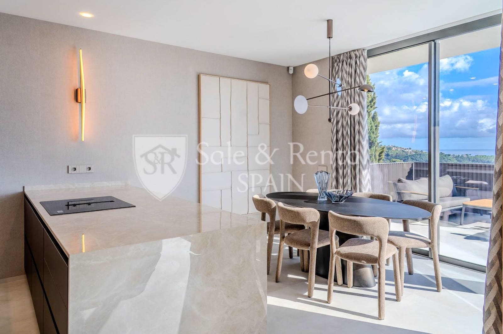 Chalet de 3 habitaciones en Lloret de Mar en venta con piscina garaje - 1.350.000 € (Ref: 9850870)