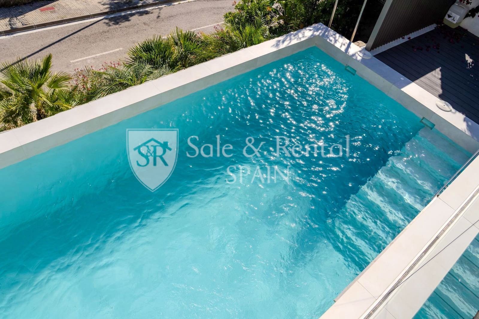 Chalet de 3 habitaciones en Lloret de Mar en venta con piscina garaje - 1.350.000 € (Ref: 9850870)
