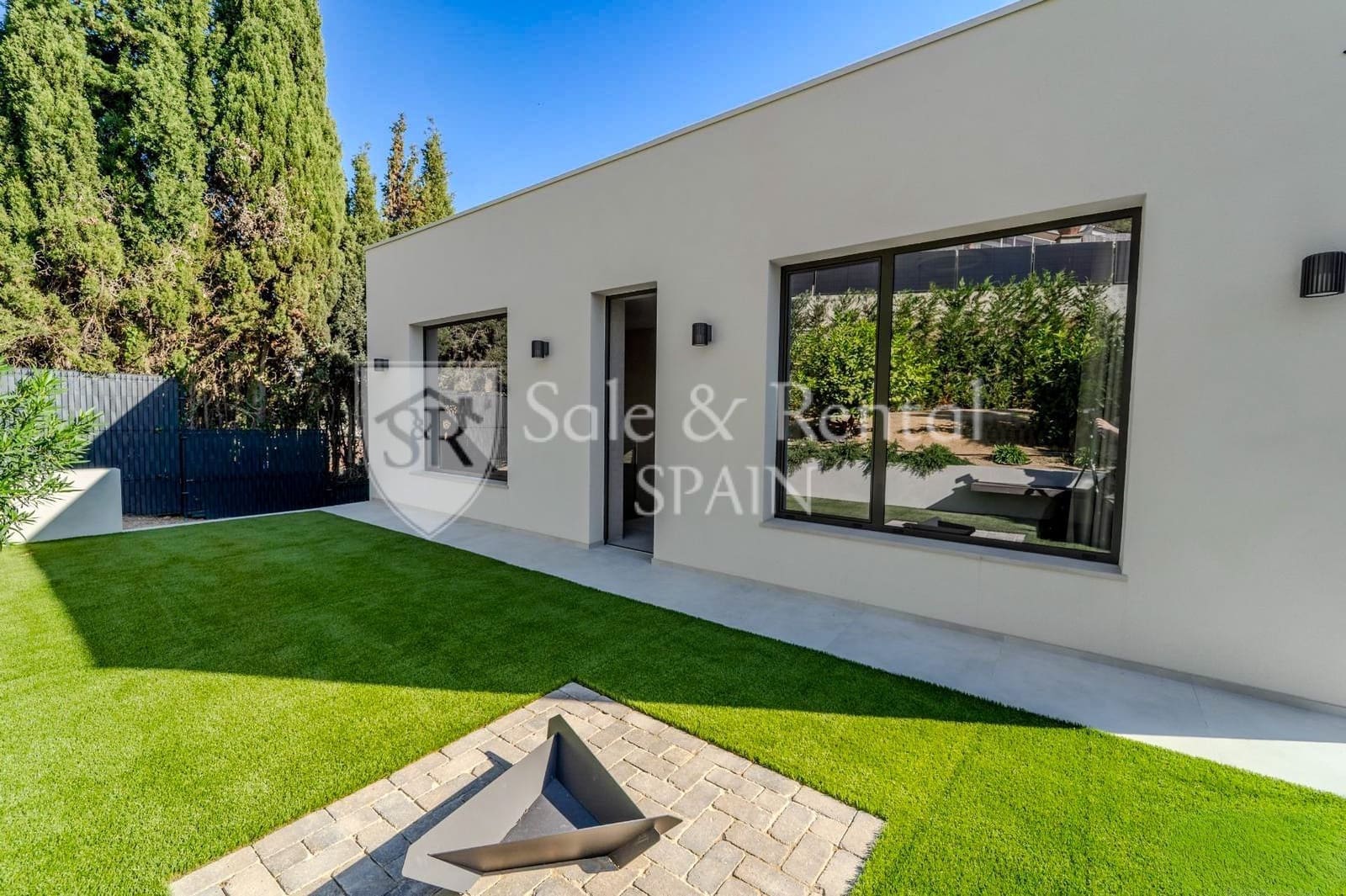 Chalet de 3 habitaciones en Lloret de Mar en venta con piscina garaje - 1.350.000 € (Ref: 9850870)