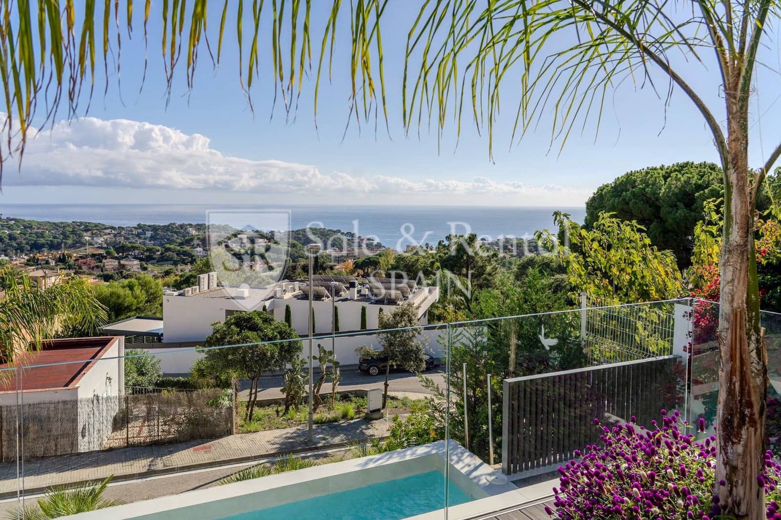 Chalet de 3 habitaciones en Lloret de Mar en venta con piscina garaje - 1.350.000 € (Ref: 9850870)