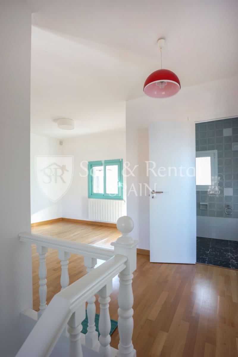 2 bedroom Villa for sale in Sant Feliu de Guixols - € 490,000 (Ref: 9850871)