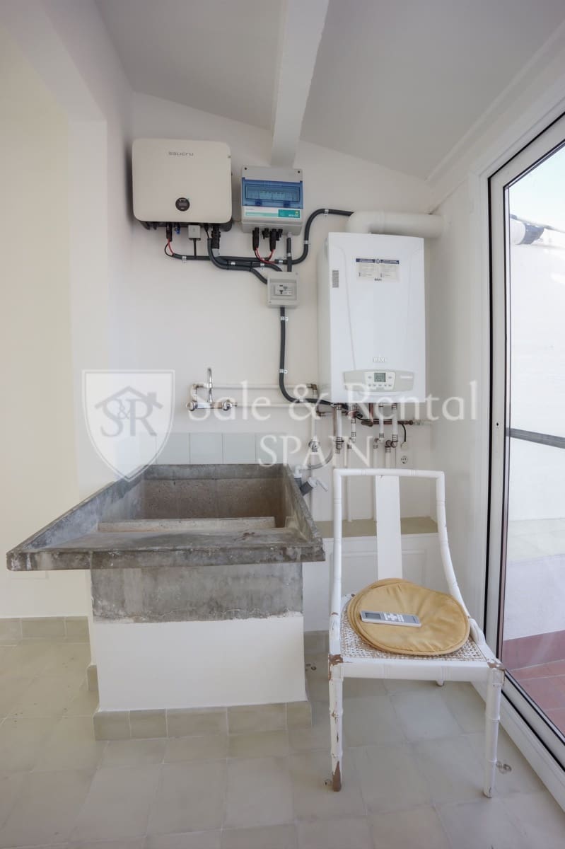 2 bedroom Villa for sale in Sant Feliu de Guixols - € 490,000 (Ref: 9850871)