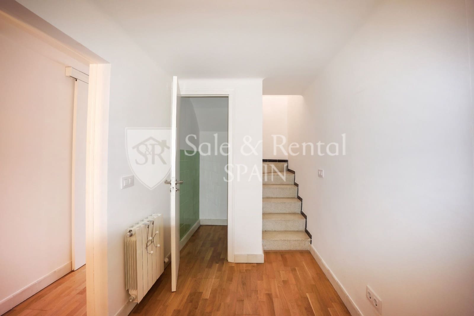 2 bedroom Villa for sale in Sant Feliu de Guixols - € 490,000 (Ref: 9850871)