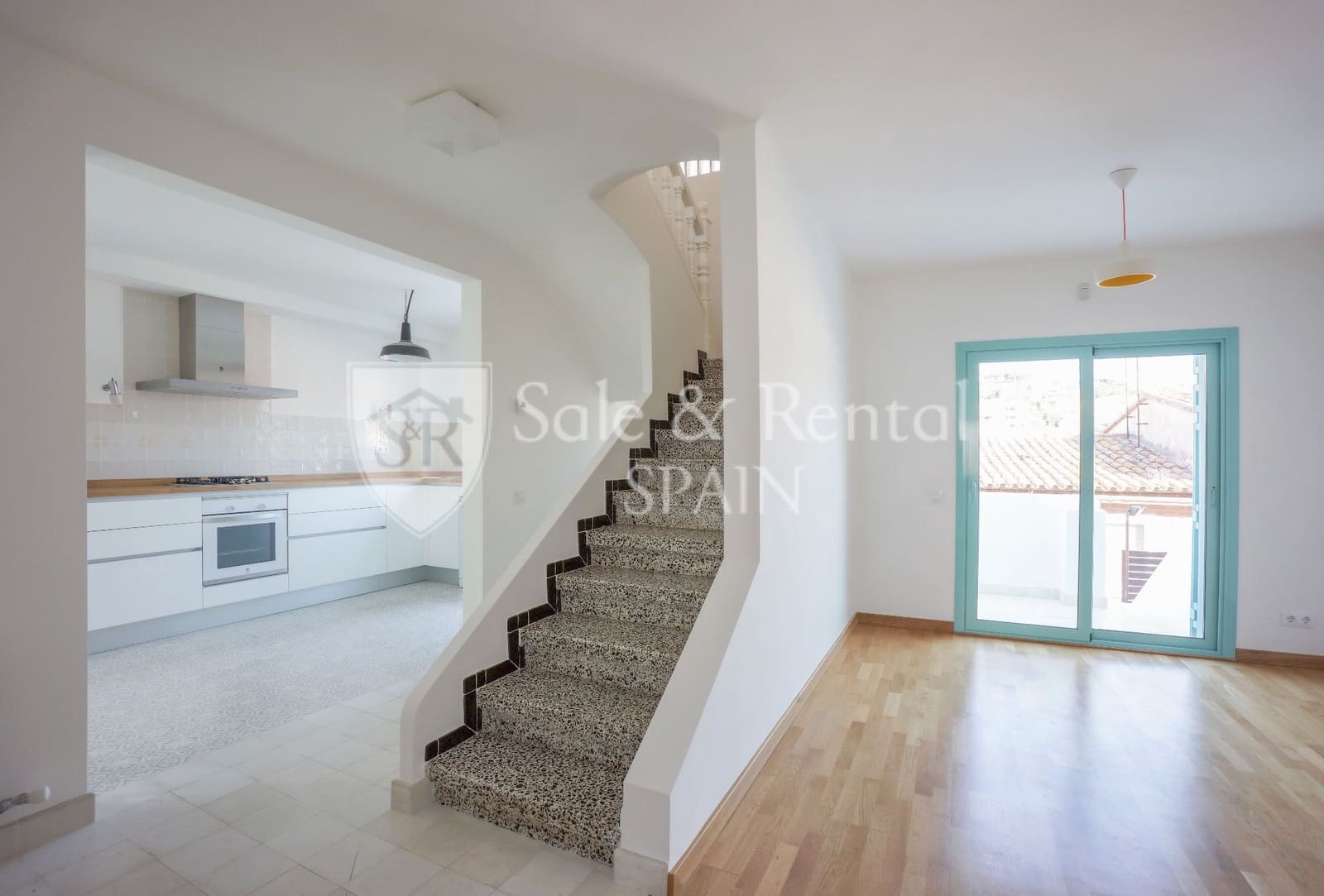 2 bedroom Villa for sale in Sant Feliu de Guixols - € 490,000 (Ref: 9850871)