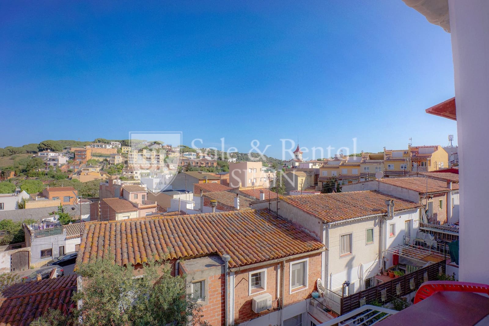 2 bedroom Villa for sale in Sant Feliu de Guixols - € 490,000 (Ref: 9850871)