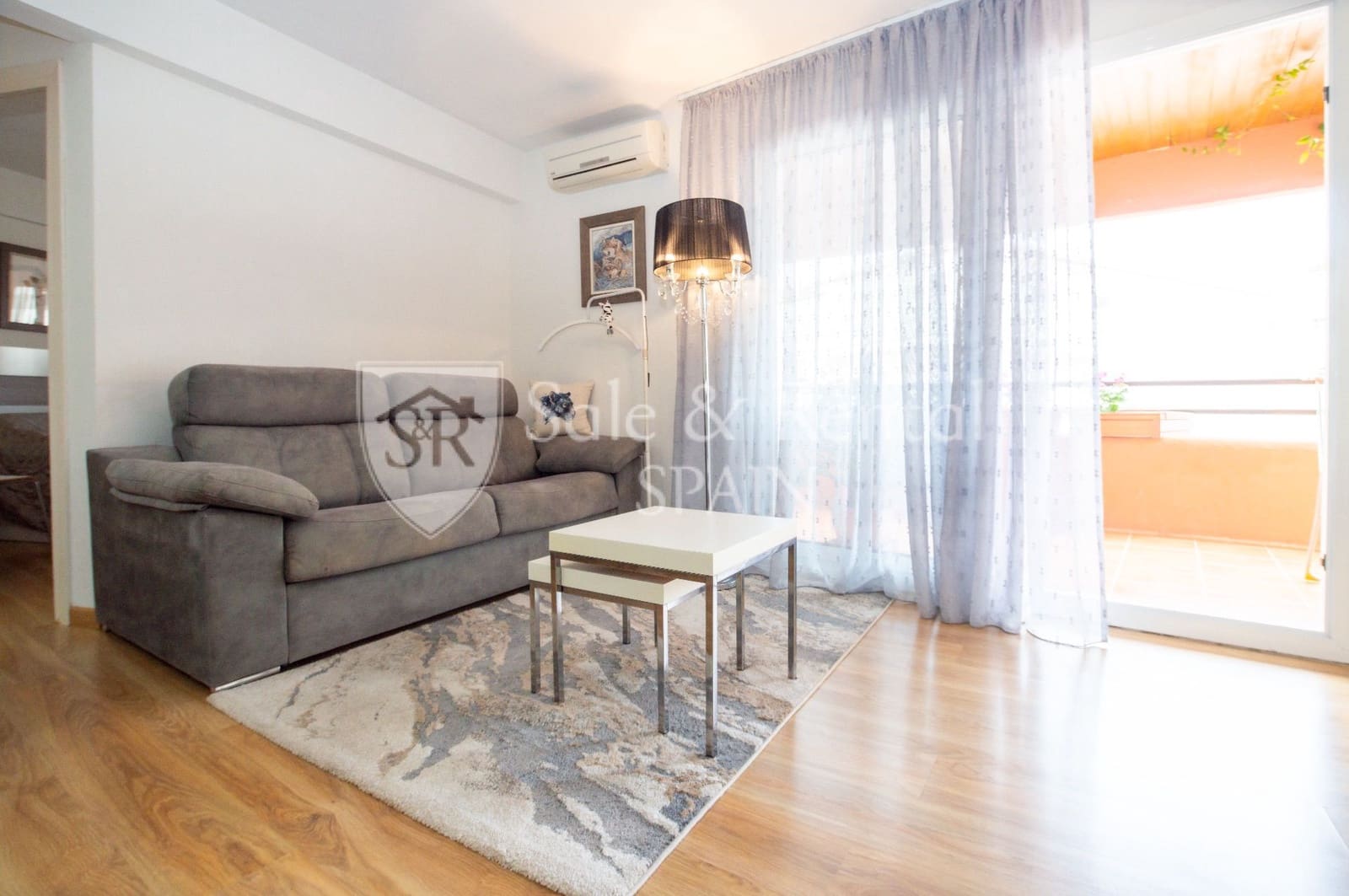 2 bedroom Flat for sale in Lloret de Mar - € 165,000 (Ref: 9854814)