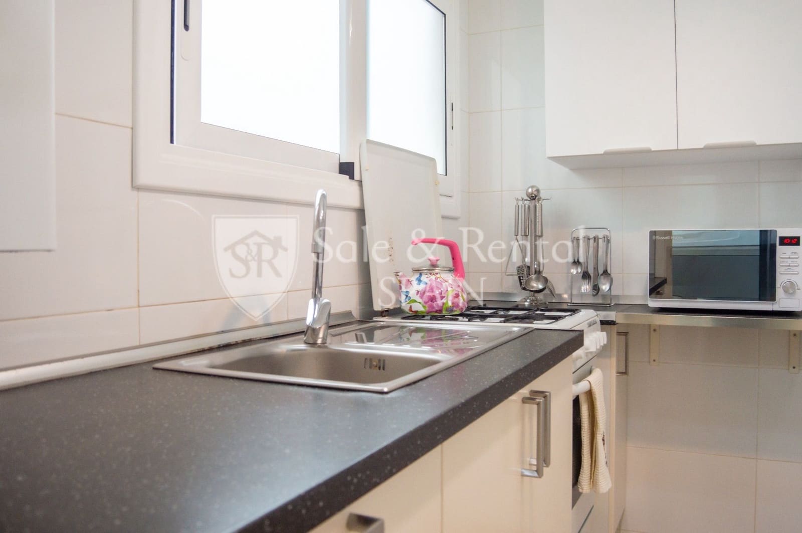 2 bedroom Flat for sale in Lloret de Mar - € 165,000 (Ref: 9854814)